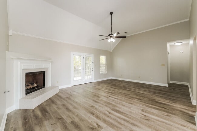 Building Photo - 2346 Kindlewood Dr
