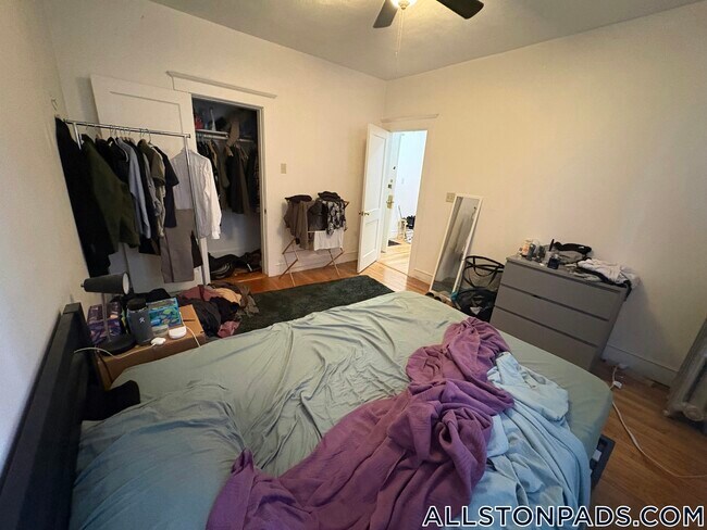 Foto del edificio - 15 Scottfield Rd
