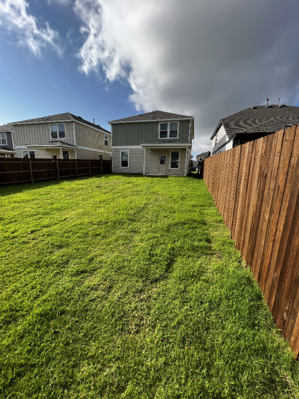 Building Photo - 456 Pickrell Lp