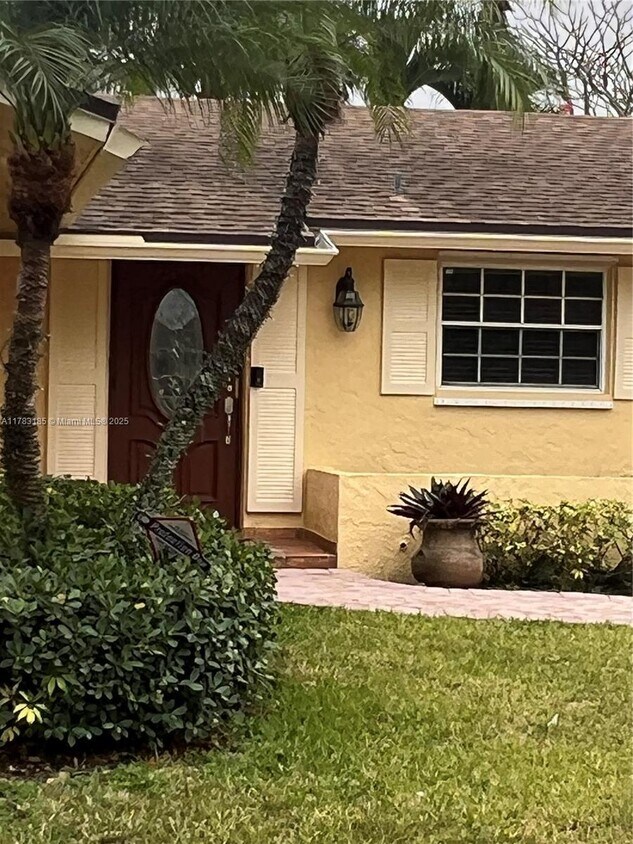 Foto principal - 13220 SW 86th Ln