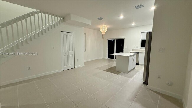 Foto del edificio - 2617 SE 27th Dr