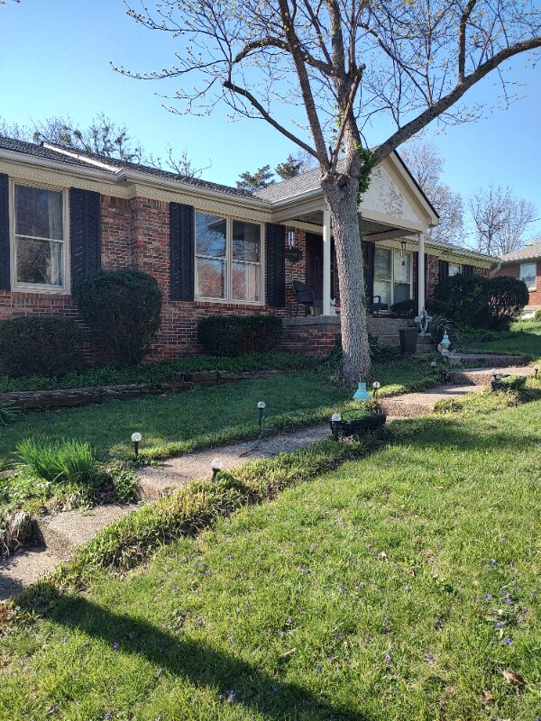 Foto del edificio - 5204 Roman Dr