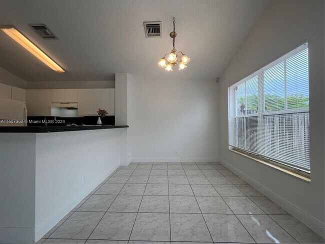 Building Photo - 6237 Seminole Terrace