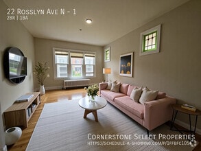 Building Photo - 22 Rosslyn Ave N