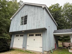 Building Photo - 93 Brentwood Rd