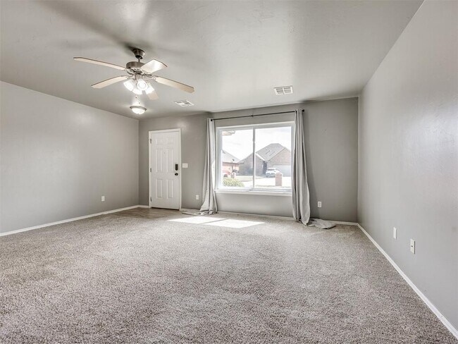 Foto del edificio - 609 E Linden Ln