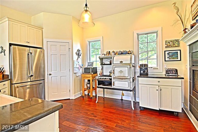 Building Photo - 17233 Jutland Dr