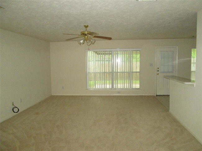 Building Photo - 8302 Fuqua Gardens Dr