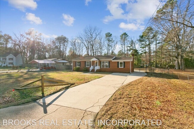 Building Photo - 3 br, 2 bath House - 113 Williamson Drive