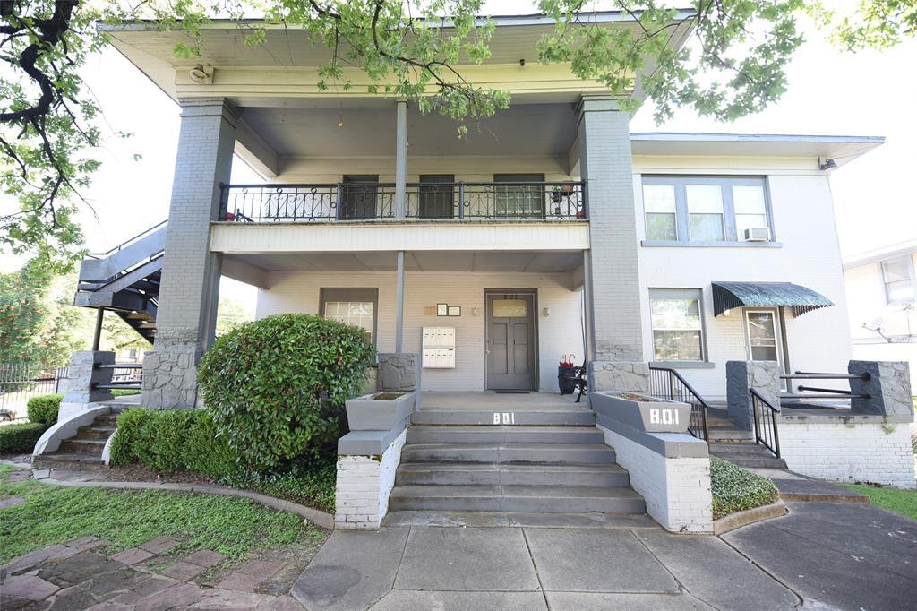 Foto principal - 801 N Lancaster Ave