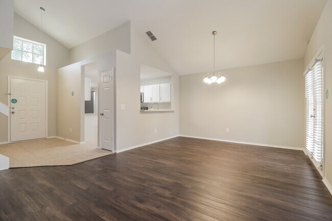 Foto del edificio - 766 Meadowside Ct