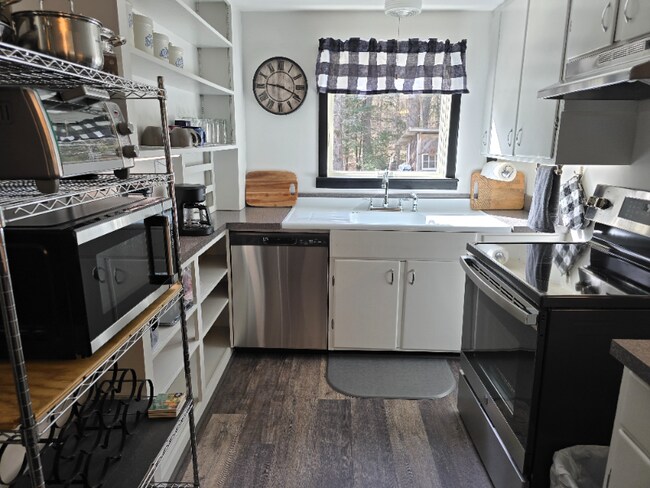 Foto del edificio - 167 Howard Rd