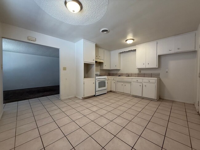 Foto del edificio - 507 Tyler St
