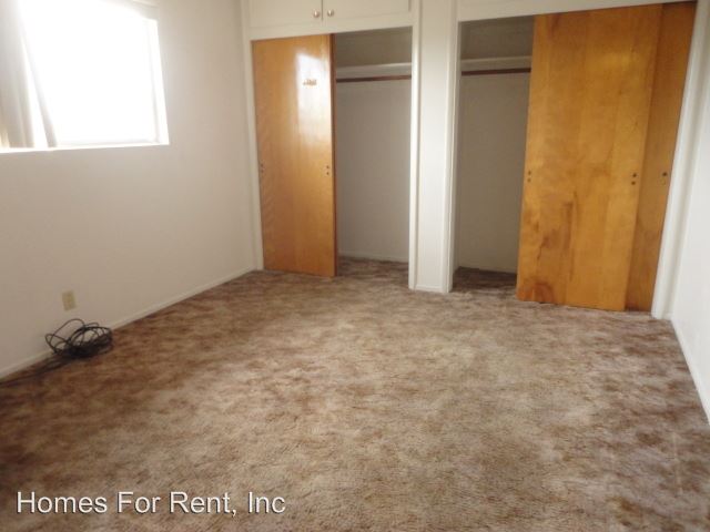 Building Photo - 234 N Eaton Ave