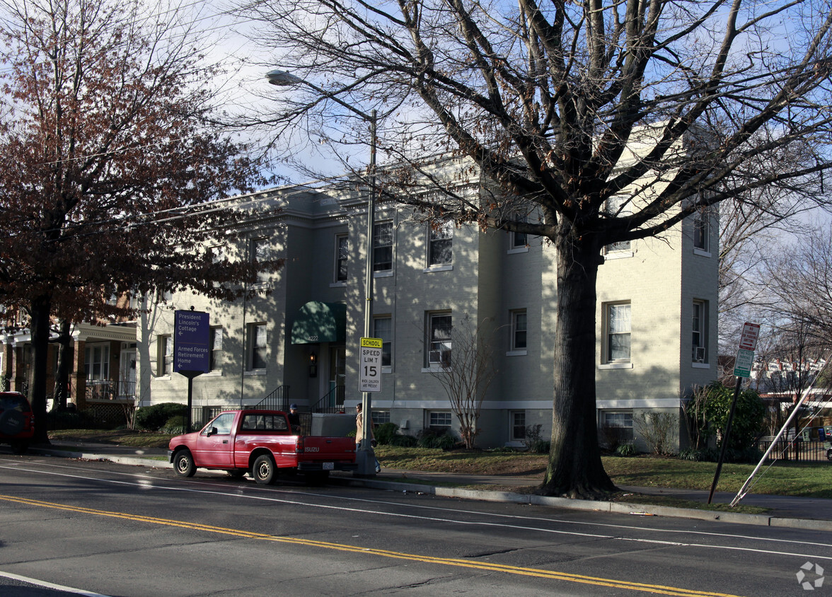 Primary Photo - 4222 14th St NW