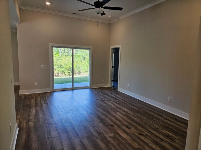 Building Photo - Brand new 3 bedroom 2 bath home in the Sou...