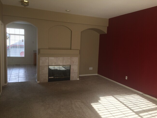living room - 2855 Rock Creek Cir