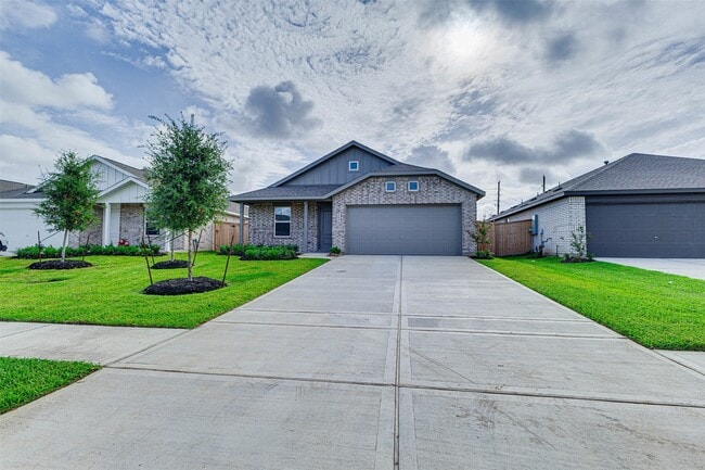 Foto del edificio - 6606 Tricolor Beech Ln
