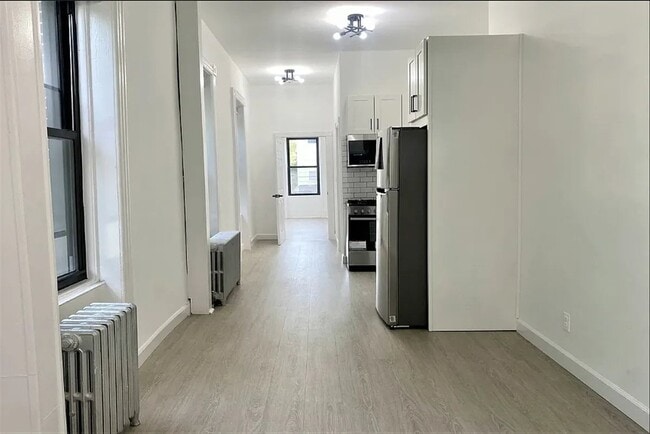 Building Photo - 202 St Nicholas Ave