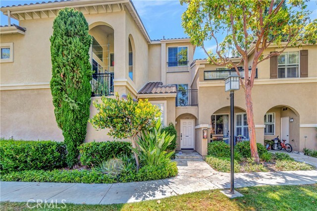 Primary Photo - 1702 Crescent Oak