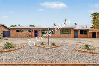 Building Photo - 5120 E Alberta Dr