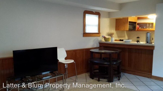 Foto del edificio - 6303 Laurel St