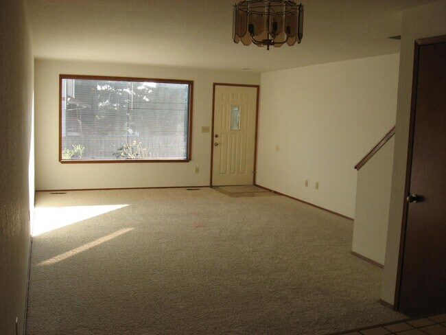 Foto del edificio - 824 SE Jensen St