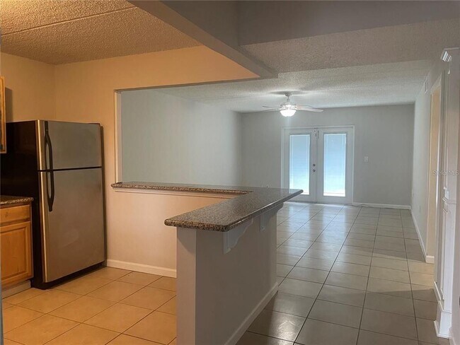 Foto del edificio - 2812 Somerset Park Dr
