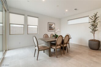 Building Photo - 2526 Verdello St