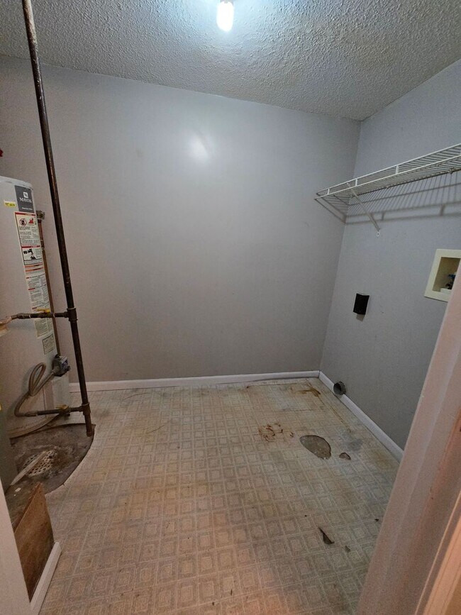 Foto del edificio - 2200-2202 Parks Edge