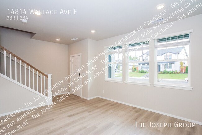 Foto del edificio - 14814 Wallace Ave E