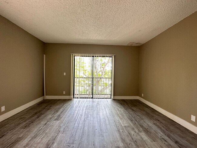 Building Photo - SPECIALS up to 3 MONTHS FOR FREE ON SELECT UNITS Price Reduced