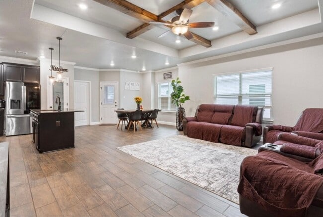 Building Photo - 1606 Fiddle Wood Wy