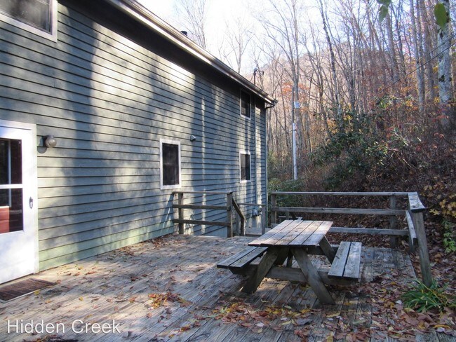 Foto del edificio - 2 br, 2.5 bath House - 429 Adams Apple Drive
