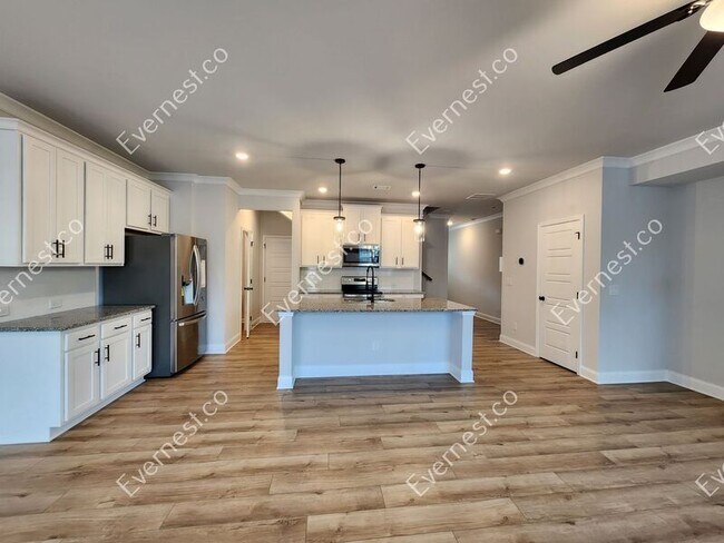 Foto del edificio - 4619 Cypress Pk Dr