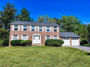 Building Photo - 109 Buckeye Ct