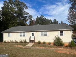 Building Photo - 1820 N Ridge Dr Building Photo - 1820 N Ridge Dr