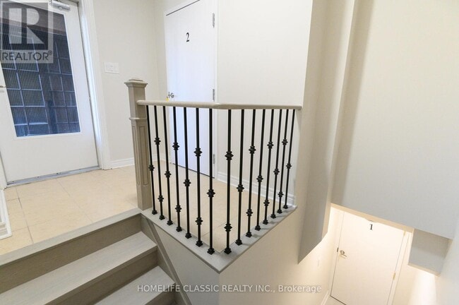 Building Photo - 2915 Bur Oak Ave