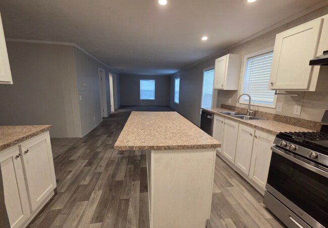 Foto del edificio - 500 Elmwood Ln