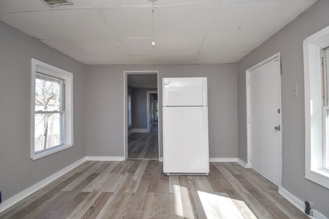 Building Photo - 47 Beaudry Ave