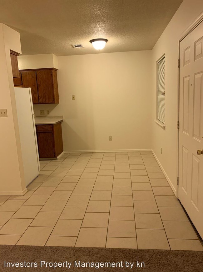 Building Photo - 2 br, 1 bath Apartment - 1907-1913 South Z St