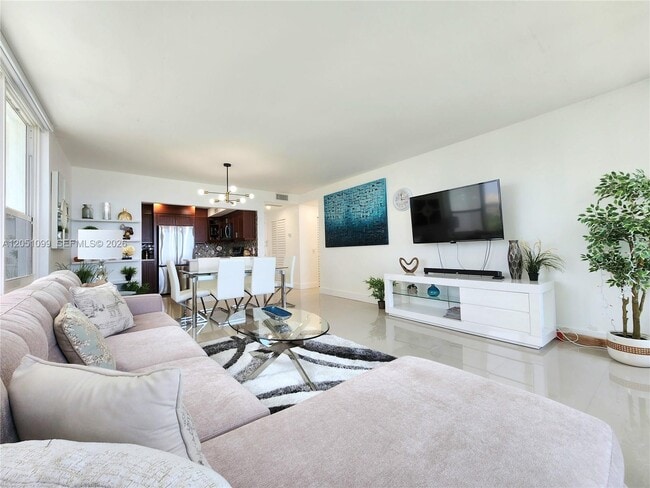 Foto del edificio - 3505 S Ocean Dr