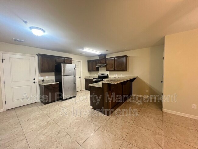 Foto del edificio - 2607 E Eisenhower Ave