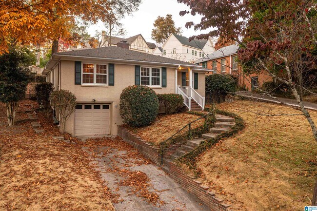 Building Photo - 114 Devon Dr