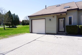 Building Photo - 98 Tideview Dr
