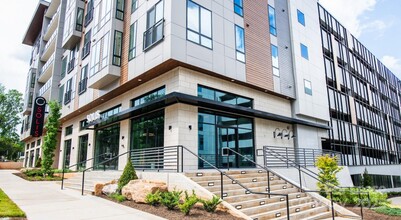 Building Photo - 1133 Harding Pl