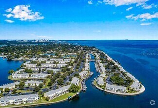 Building Photo - 5245 Coquina Key Dr SE