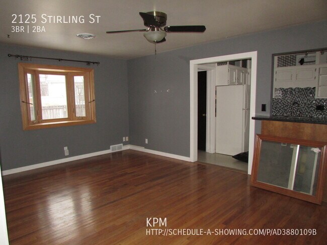 Foto del edificio - 3 BEDROOM | 2 BATH | WEST