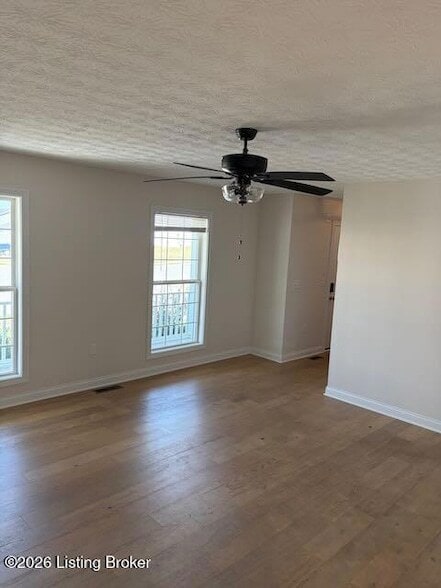 Building Photo - 401 Butterfield Dr