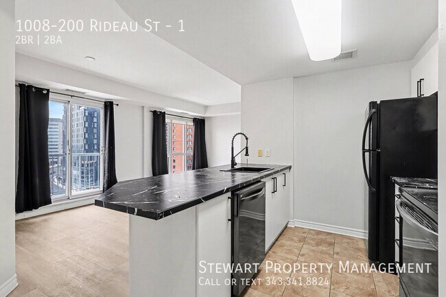 Photo du bâtiment - 200 Rideau St